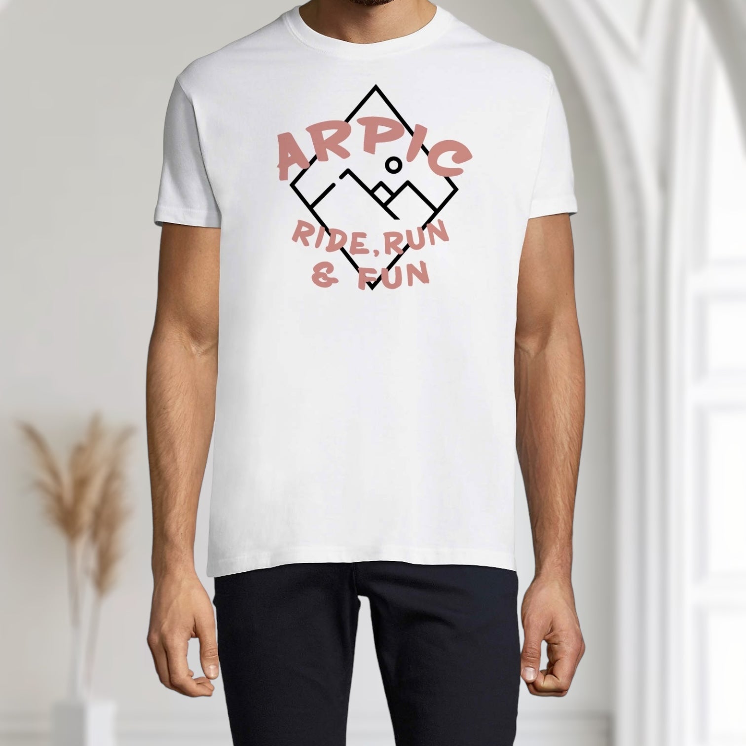 Camiseta básica blanca de manga corta Arpic