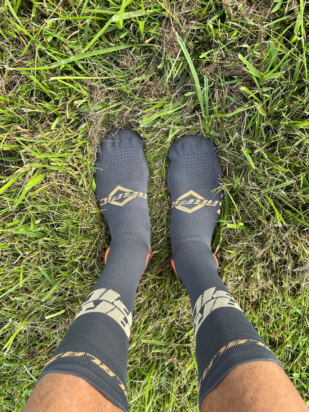 Calcetines Trail Running | ARPIC TRAILBLAZER | GRIS MARENGO